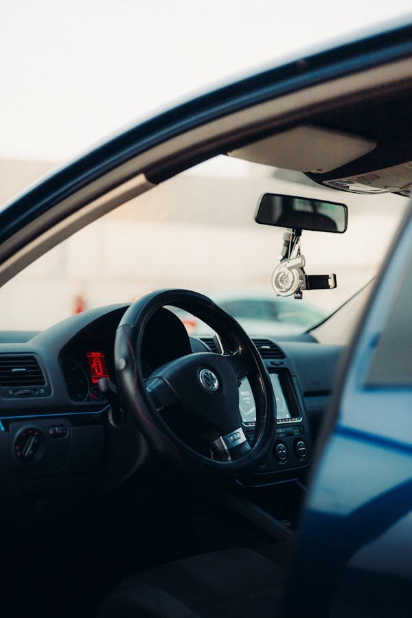 Résoudre les problèmes de volant lourd : conseils pratiques